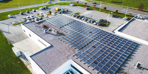 Reformas Integrales de Naves Industriales en Fuenlabrada · Instalación de Energías Renovables